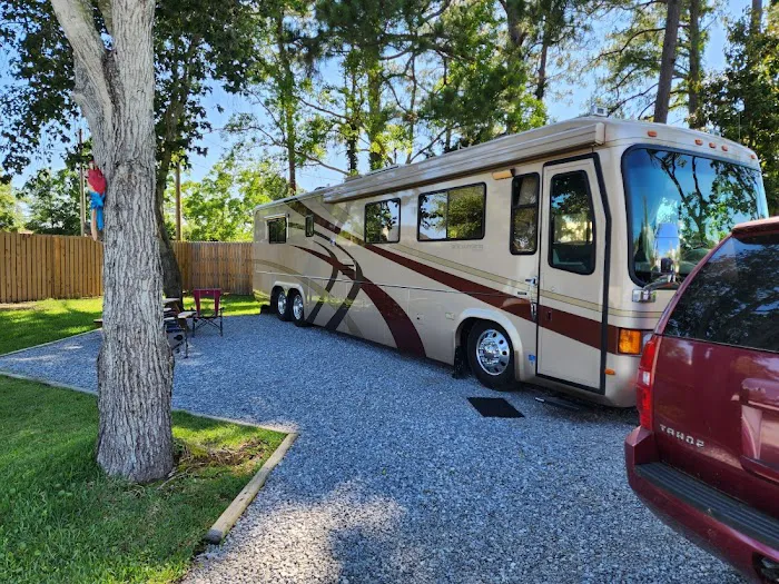 Grater RV Hideaway Cove Picture 2