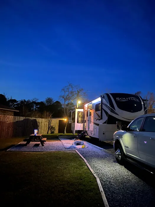 Grater RV Hideaway Cove Picture 9