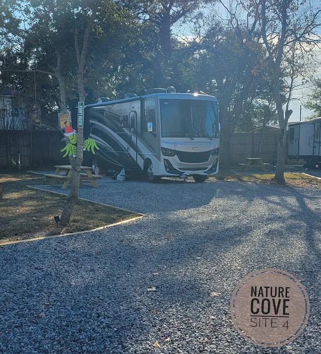 Grater RV Hideaway Cove Picture 10