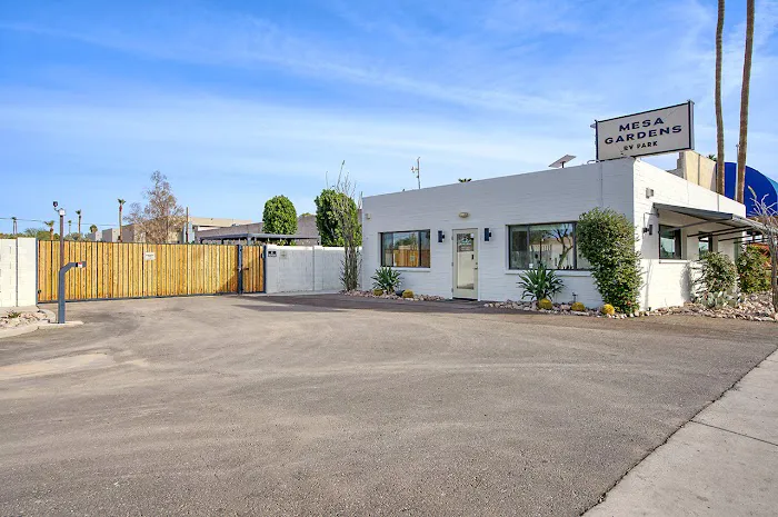 Mesa Gardens RV Park Picture 7