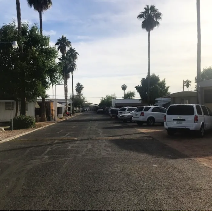 Apache West Mobile Home & RV Park Picture 8