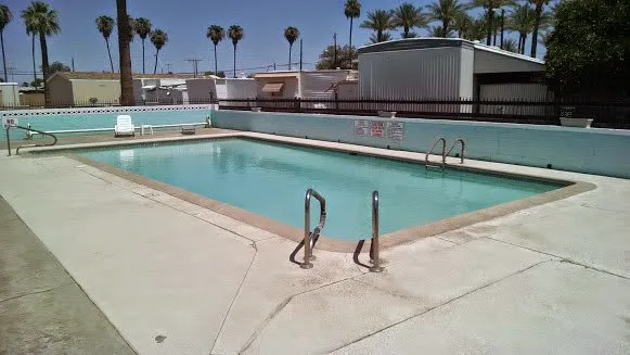 Country Cousins Mobile Home & RV Park Picture 3