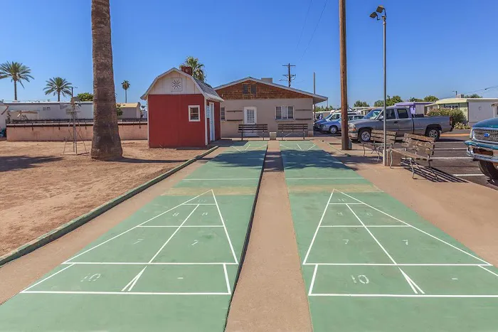 Country Cousins Mobile Home & RV Park Picture 6