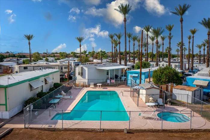 Southern Palms Mobile Home & RV Park Picture 2