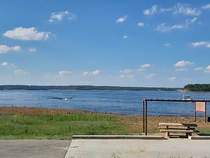 Tall Chief Cove Campground Picture 2