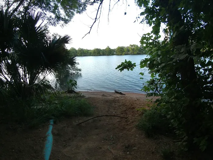 Pecan Grove RV Park Picture 4