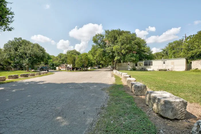Woodview Community Picture 5