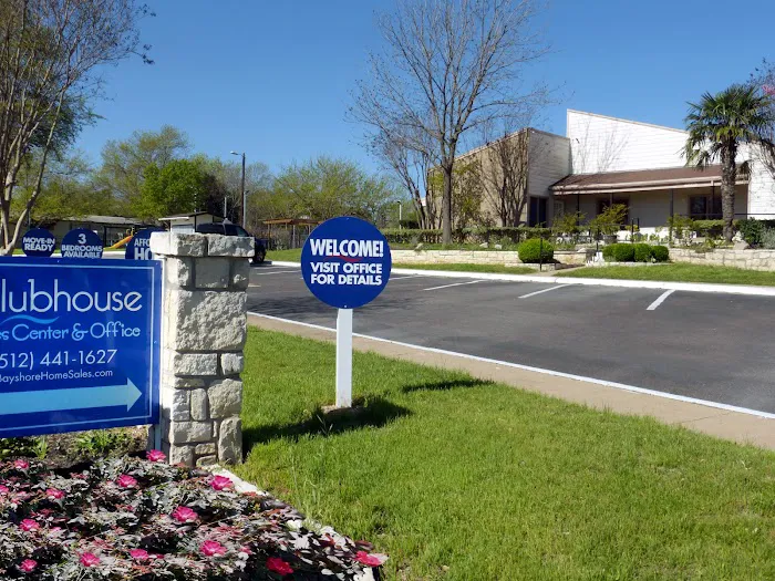 North Bluff Estates Manufactured Home Community Picture 2