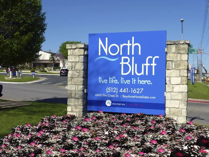 North Bluff Estates Manufactured Home Community Picture 3