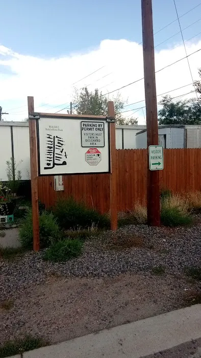 Royal Mobile Home Park Picture 5