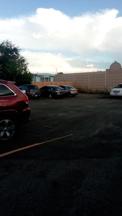 Royal Mobile Home Park Picture 7