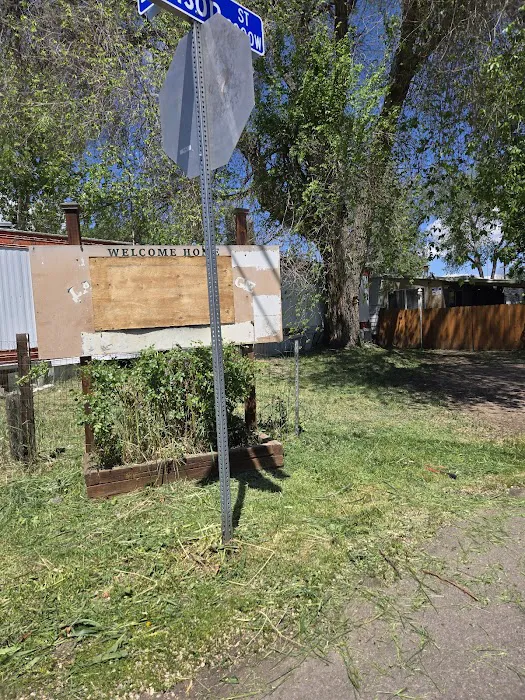 Lakewood Village Mobile Home Park Picture 2