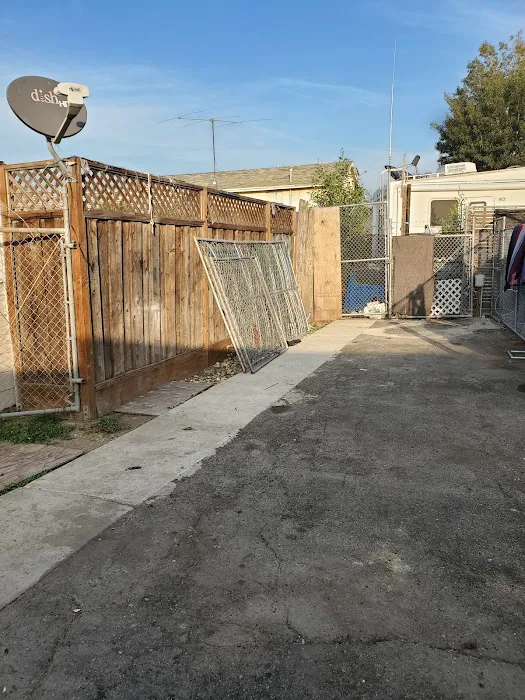 Crawford's Trailer Park Picture 2