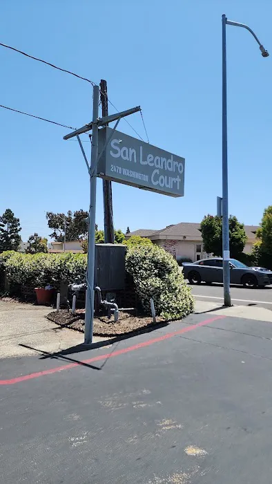 San Leandro Court Mobilehome Park Picture 1