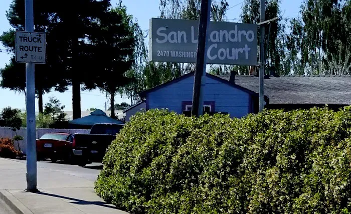 San Leandro Court Mobilehome Park Picture 3