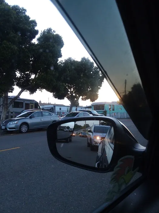 San Leandro Village MH & RV Park Picture 4