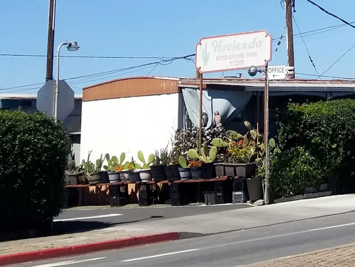 Hacienda Mobilehome Park Picture 1