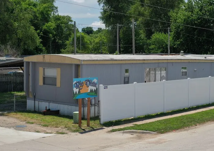 Rio Vista Mobile Home Park Picture 1