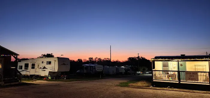 Bruceville Eddy RV Park Picture 8