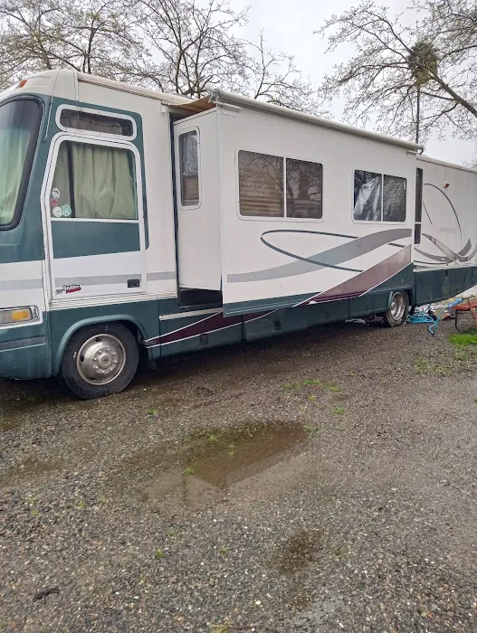 Yolo County Fairgrounds RV Park Picture 6
