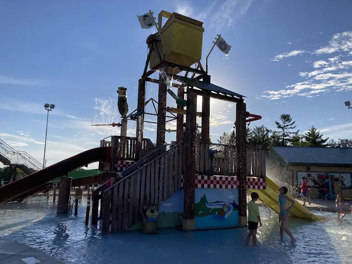 Jellystone Park Camp-Resort in Caledonia, WI Picture 1