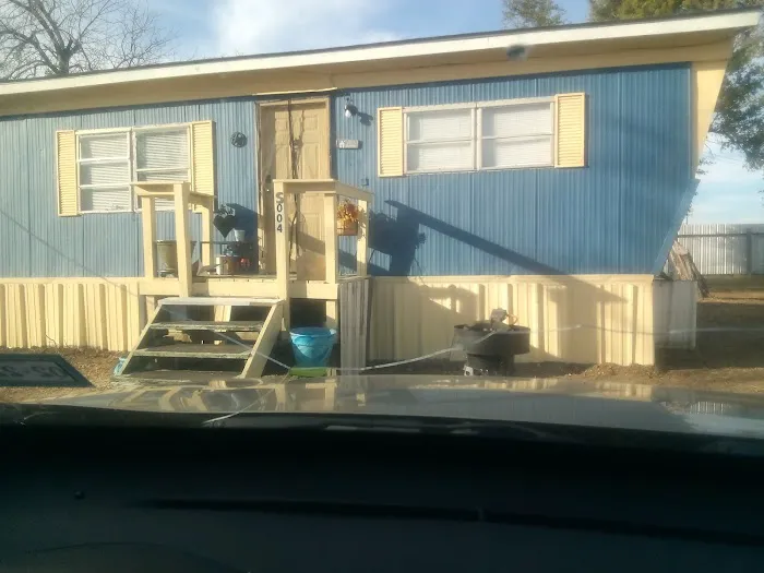 Shady Oaks Mobile Home Park Picture 1