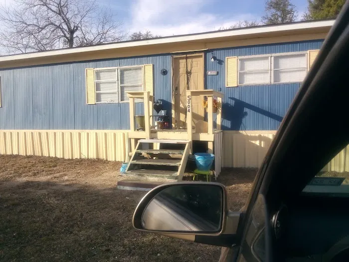 Shady Oaks Mobile Home Park Picture 3