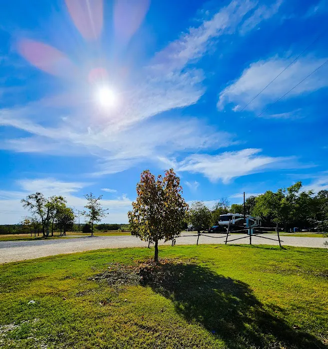 Lonesome Dove RV Park and Camp ( Stephenville, Tx) Picture 8