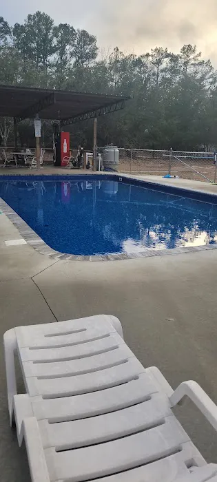 The Oaks Family RV Park & Campground Picture 2