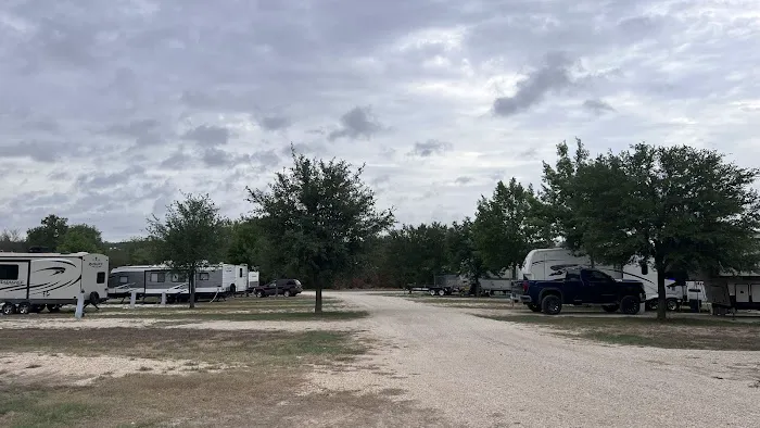 Paluxy RV Park Picture 7