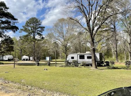 Sandy Lick Creek RV Park