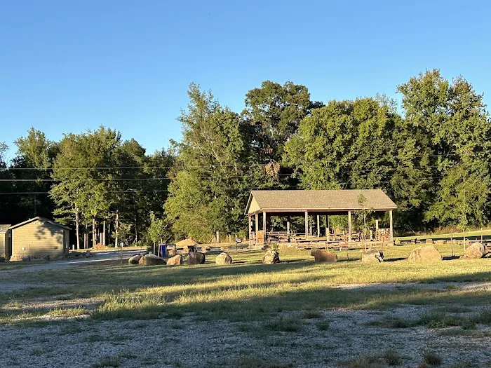 Round the Bend RV Campground Picture 1