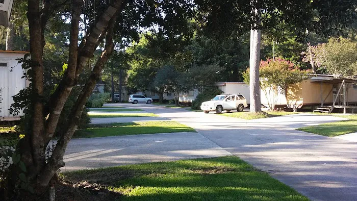Bullock's Mobile Home Park Picture 2