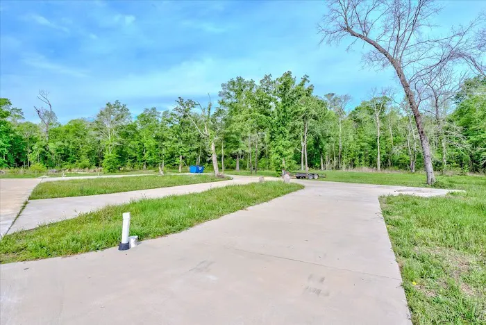 Lazy D&D RV Park Picture 7