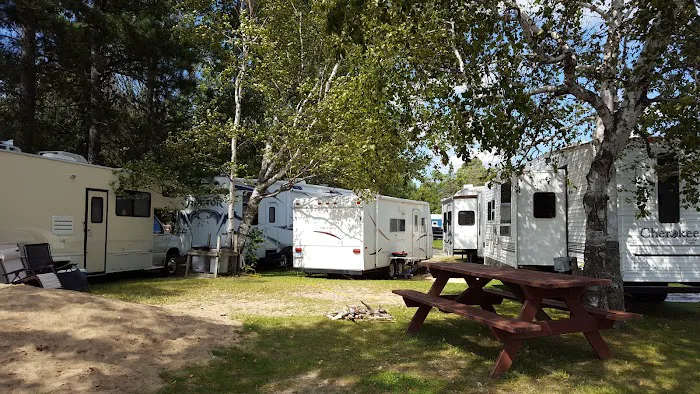 Longville Campground Picture 10
