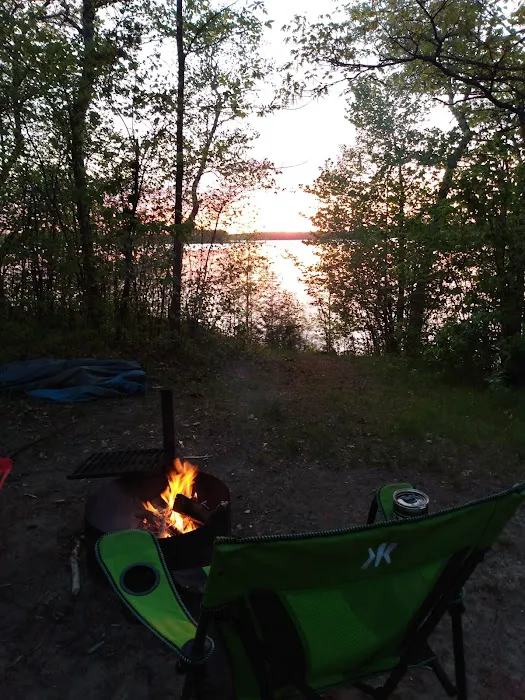 Williams Narrows campground Picture 9