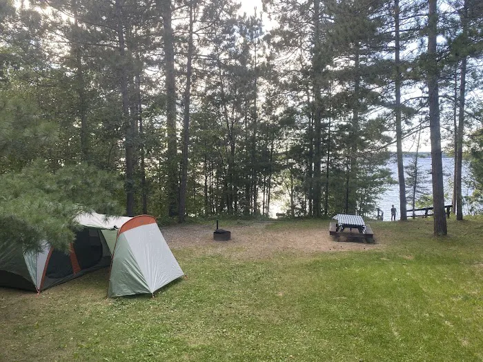 Williams Narrows campground Picture 8