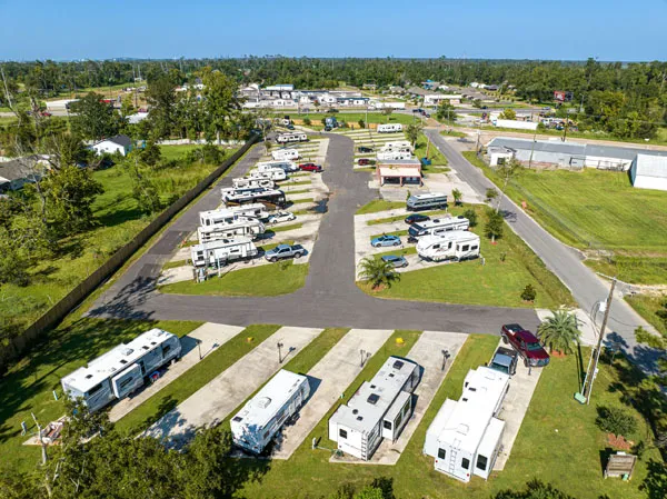 Twelve Oaks RV Park Picture 8