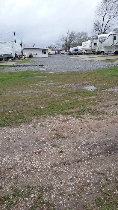 Twelve Palms RV Park Picture 8