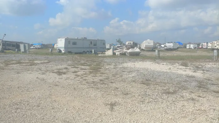 Gates at Mcneese RV Park Picture 8