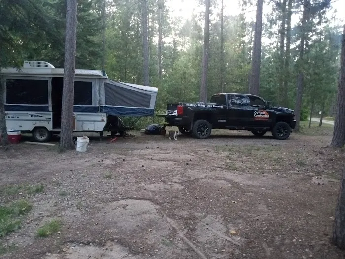 Owen Lake Campground Picture 4