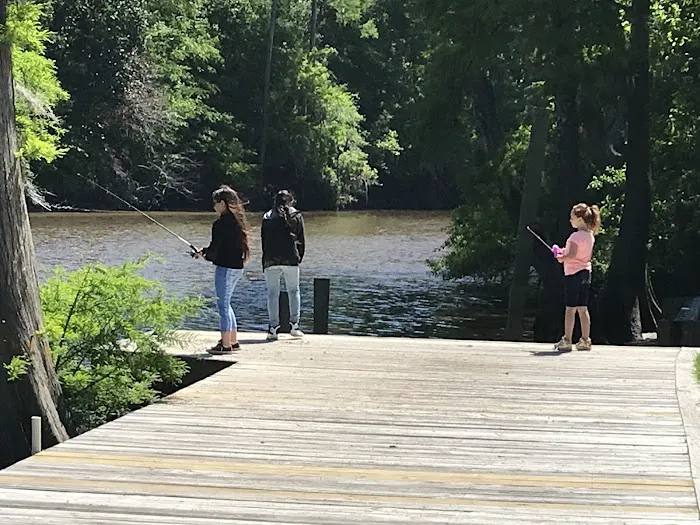 Calcasieu River RV Park Picture 7