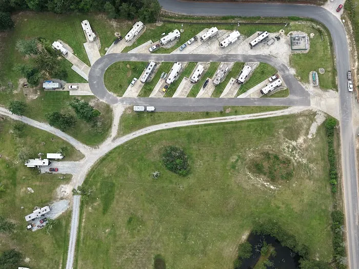 Calcasieu River RV Park Picture 10
