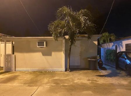 Tropical Mobile Home Park