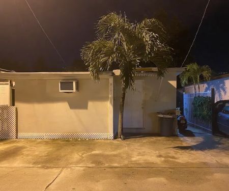 Tropical Mobile Home Park