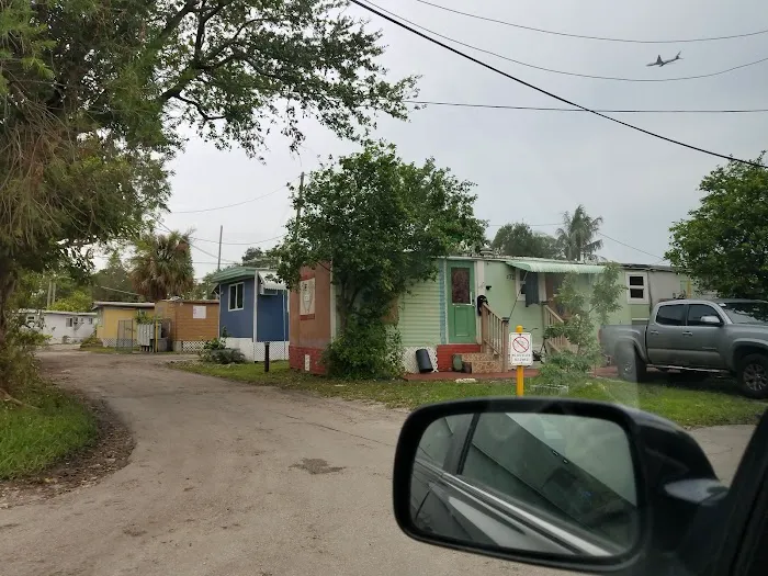Blue Bell Trailer Park Inc Picture 3