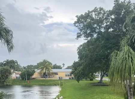 University Lakes
