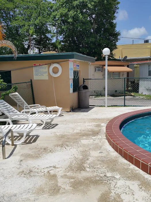 Sunnyside Trailer Park Picture 4