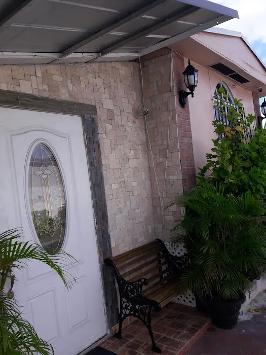 Sunnyside Trailer Park Picture 5