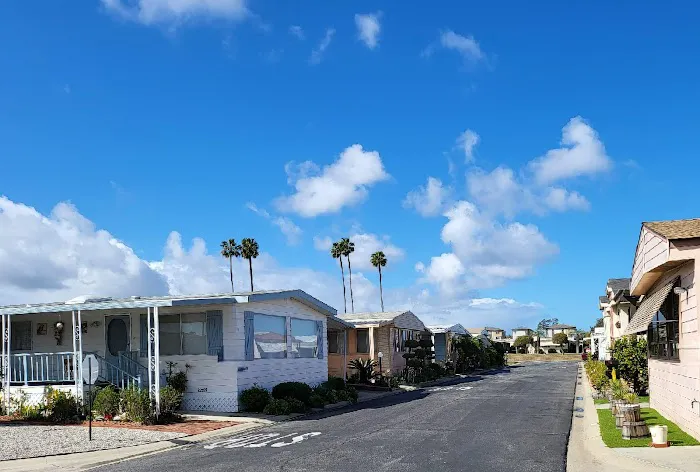San Rafael Mobile Home Park Picture 2